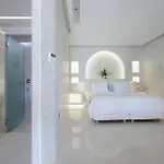 Aegialis & Hotel