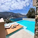 Aegialis & Hotell Aegiali