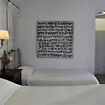 Aegialis & Hotell Aegiali