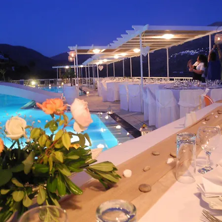 Hotell Aegialis & Aegiali