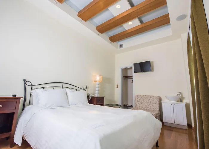 Hotell Aegialis & 5*