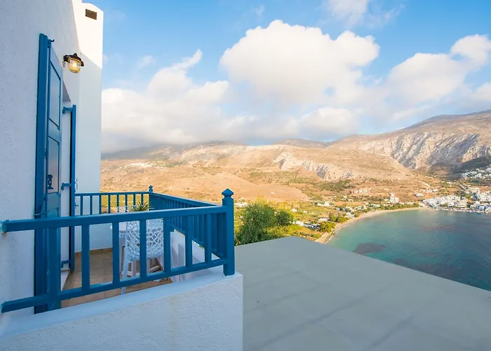 Aegialis & Hotell Aegiali