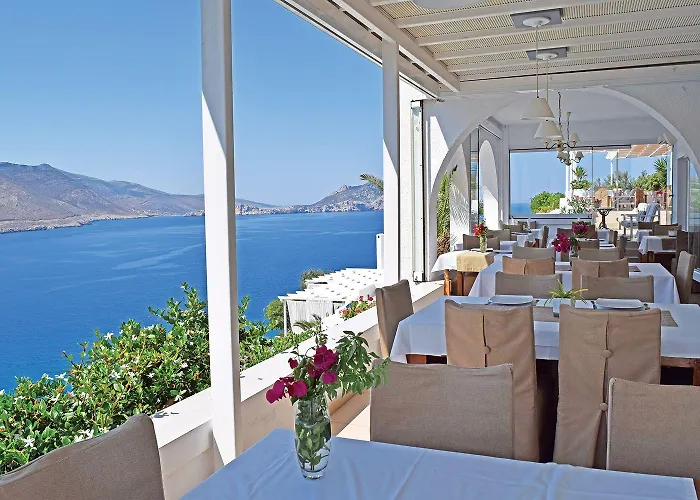 Hotell Aegialis & 5*