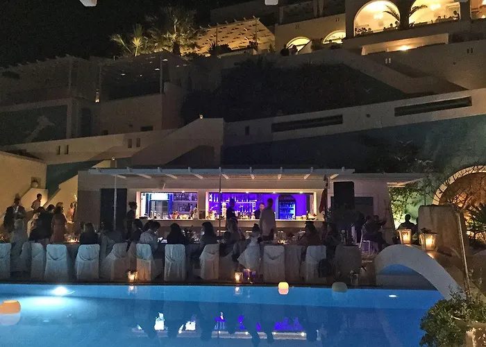 Hotell Aegialis & Aegiali